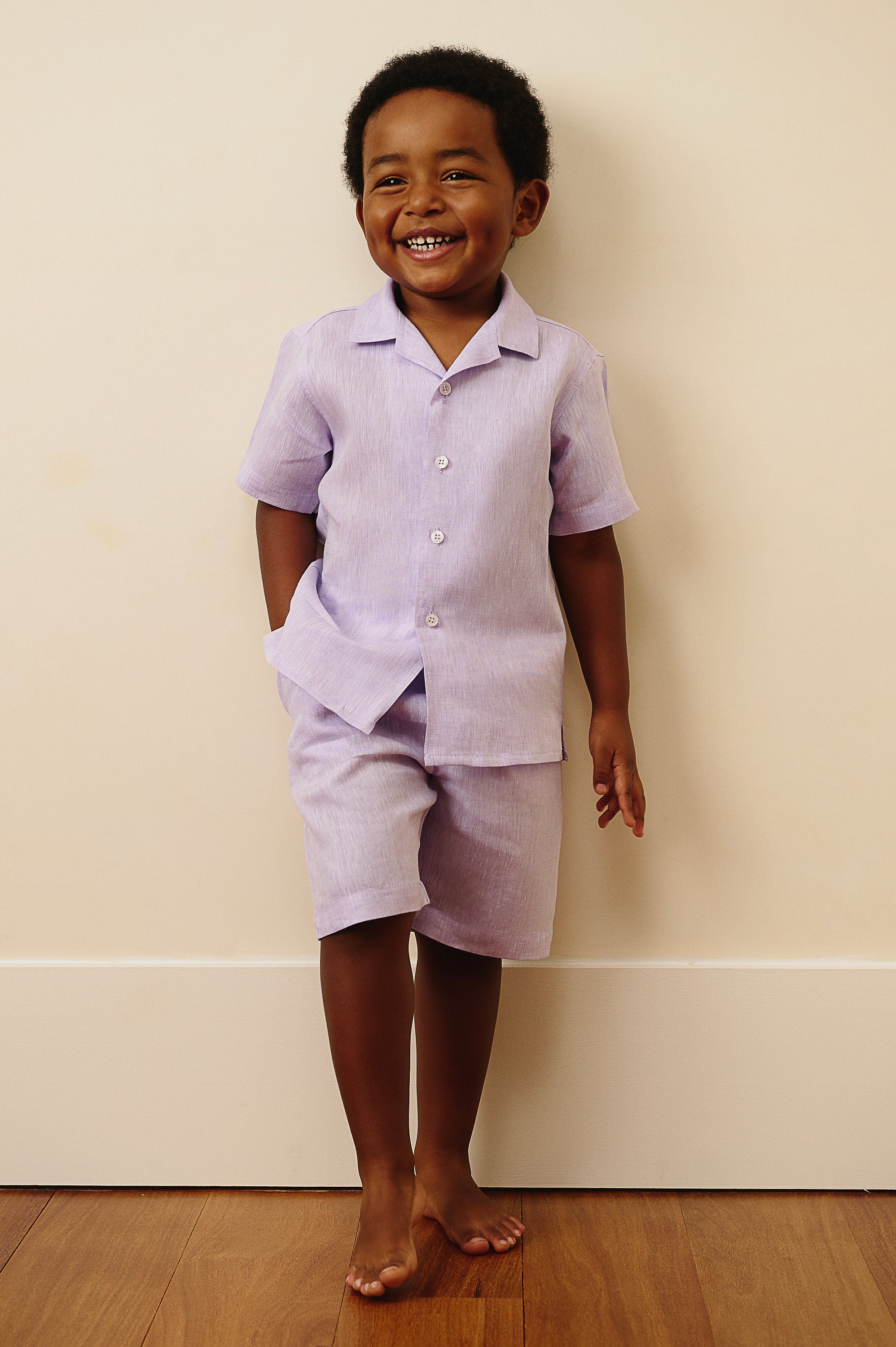 The Porto Linen Shorts in Lilac