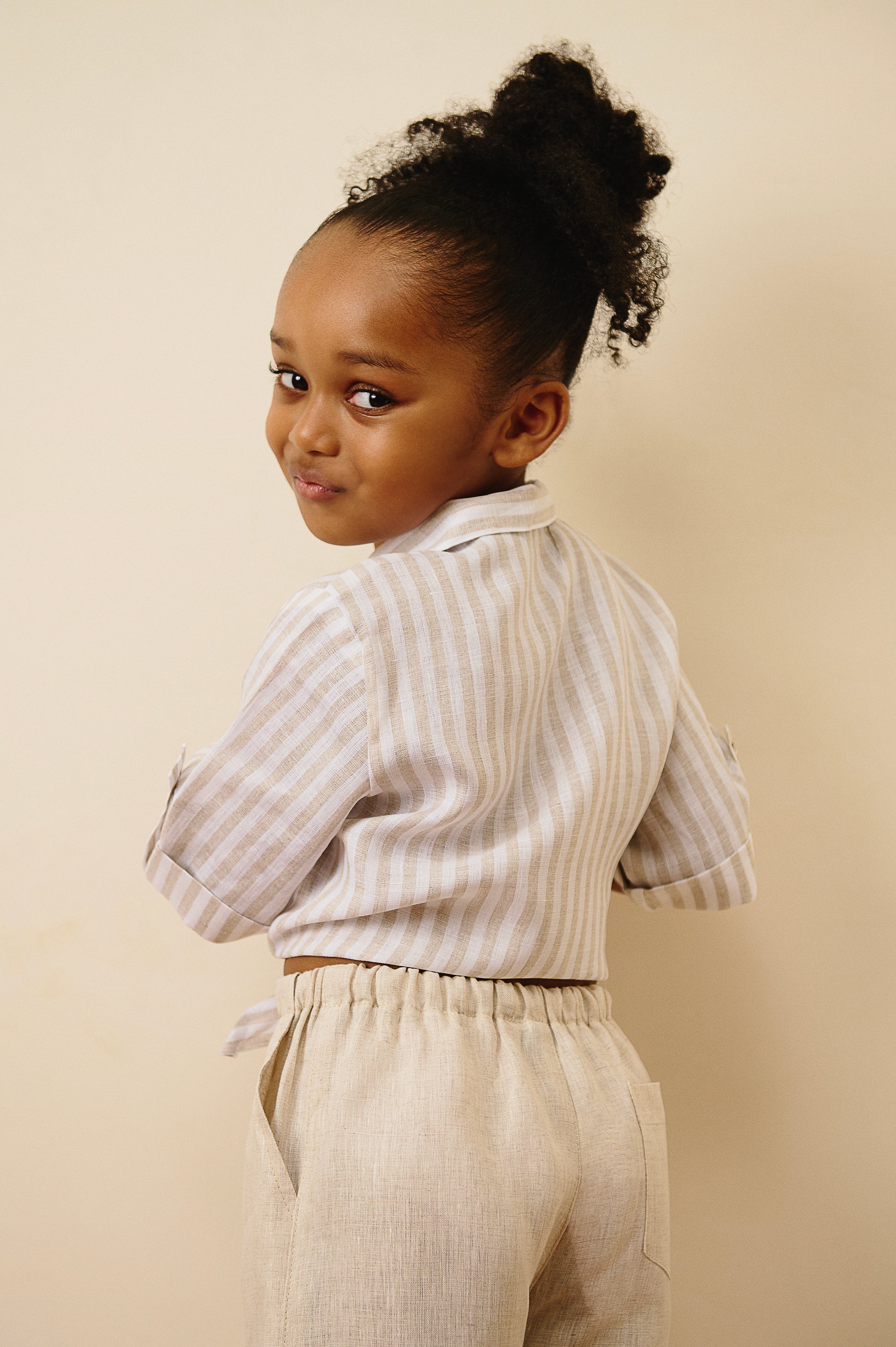 The Siena Cropped Tie Linen Shirt in Sand Stripe