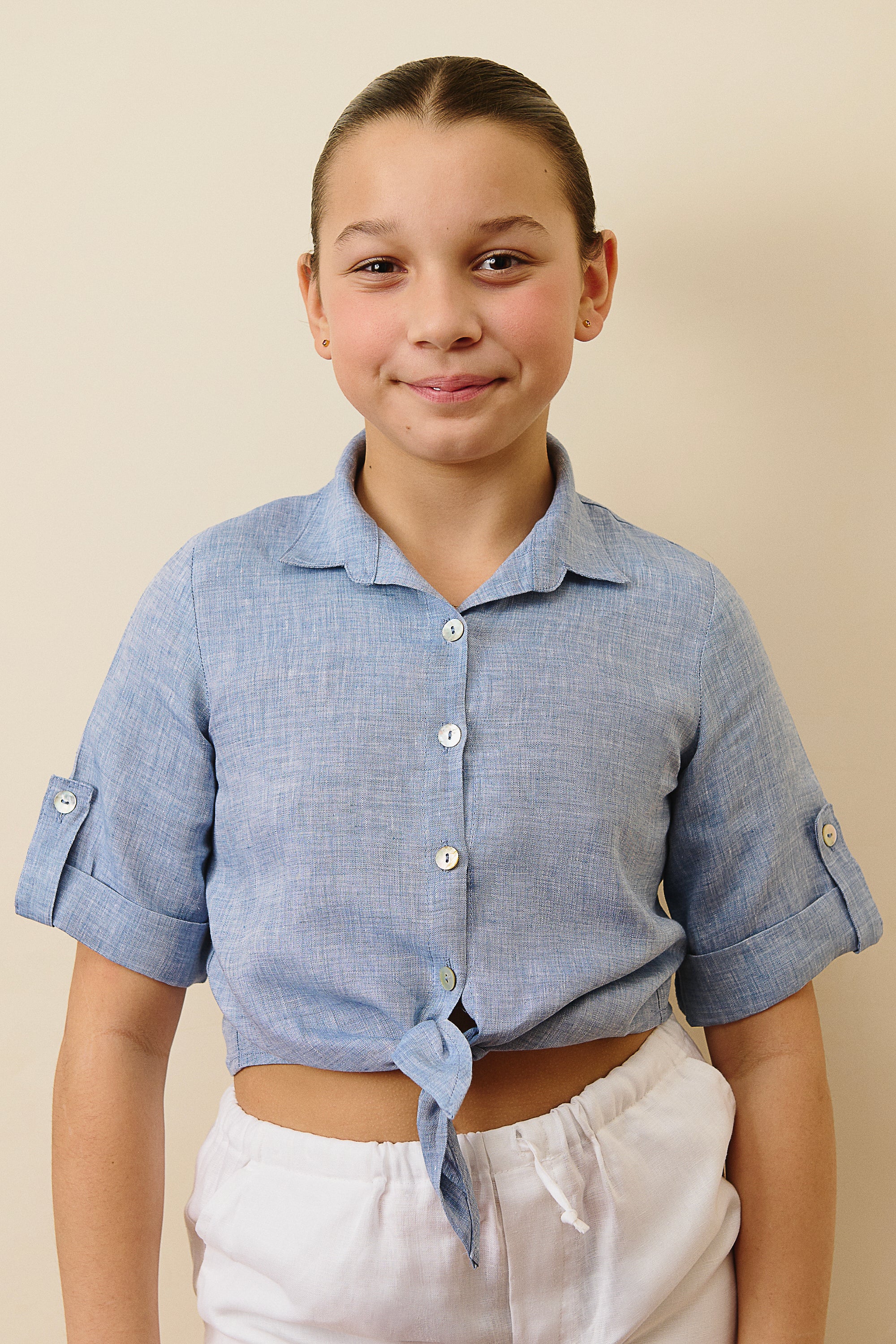 The Siena Cropped Tie Linen Shirt in Jean